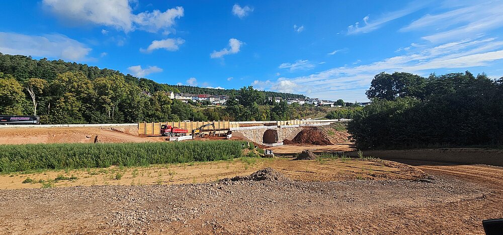 BAB A4, Grundhafte Erneuerung mit Anbau von Stand- und Zusatzfahrstreifen  zw. dem AD Kirchheim und der AS Wildeck / Obersuhl, Abschnitt Bad  Hersfeld-West (3.BA, 1.TBA) Bild